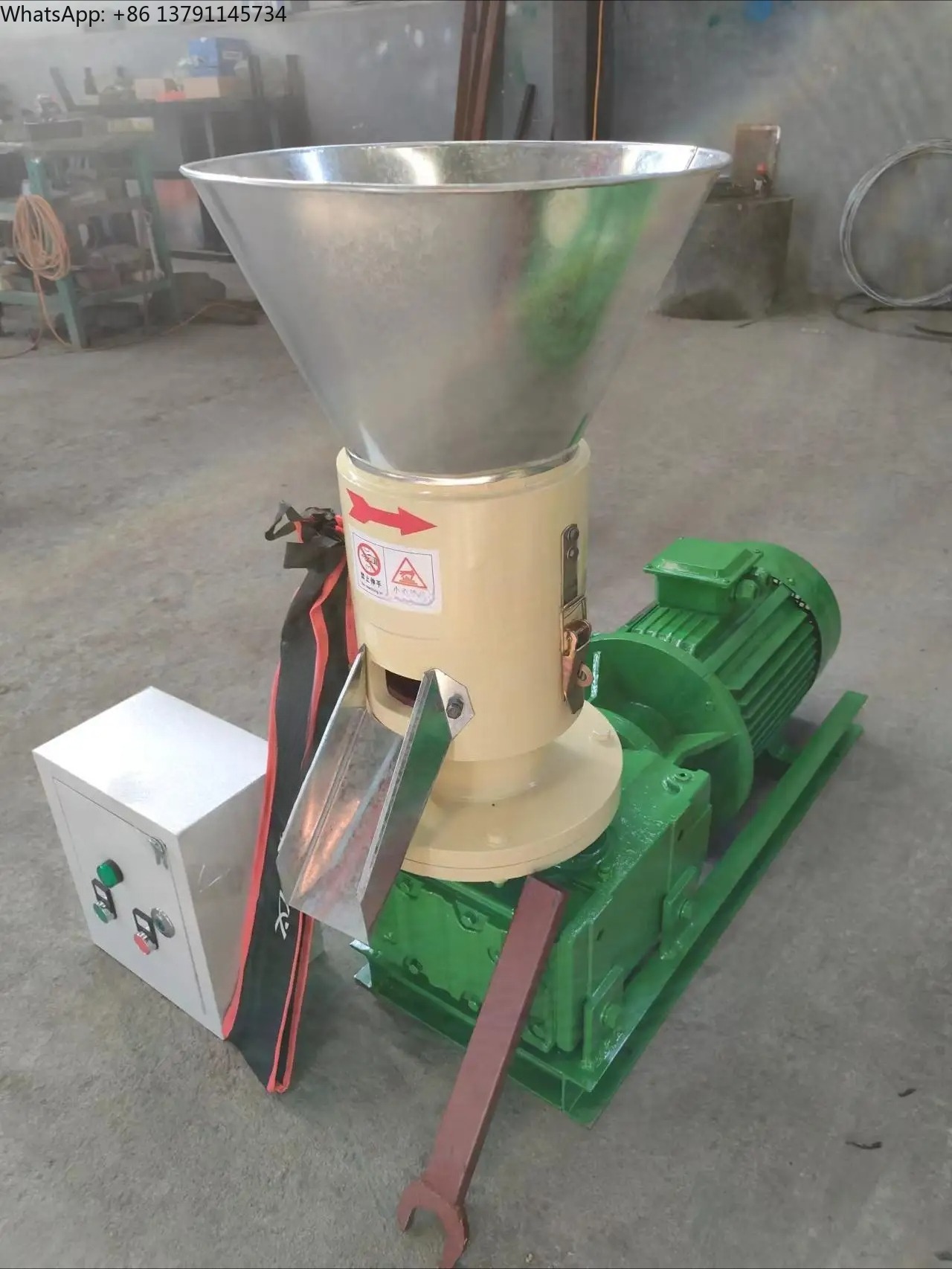 高品質フラットダイ木質ペレットミルバイオマスおがくずペレット - Wood Pellet Making Machine のレビューと価格